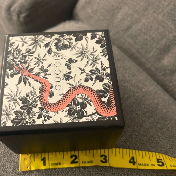 Gucci Gift Box - Picture 7 of 8